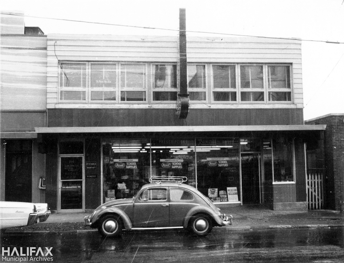 1960ca - 184 Portland St., Moffatt's Drug Store-Halifax Municipal Archives (HMA)-101-80C-2-8.1