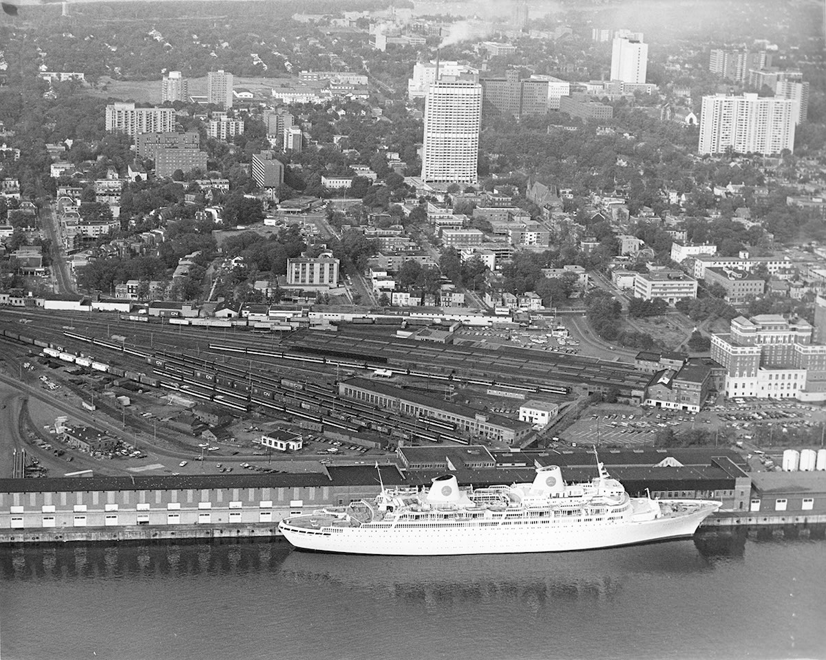 1970ca - Aerial photograph of Halifax Waterfront Pier 20-22-Halifax Municipal Archives-CR6-074